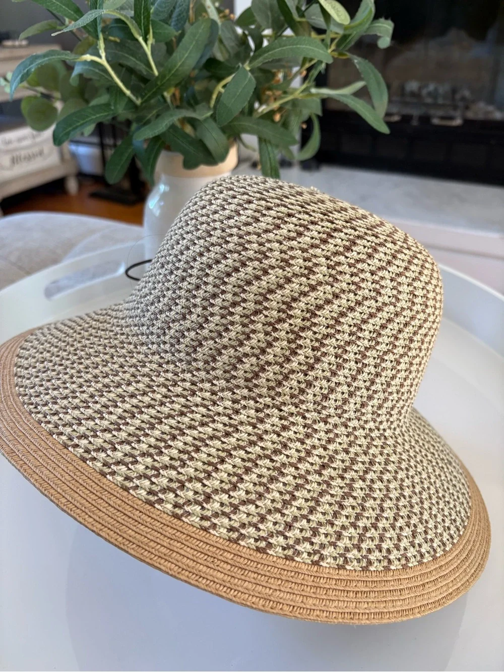 NWOT Peter Grimm Woven Paper Straw Sun Hat Wide Brim One Size Brown Natural